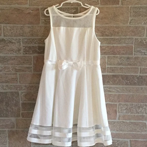 Calvin Klein White Illusion Mesh Bow Front Dress - Picture 2 of 6